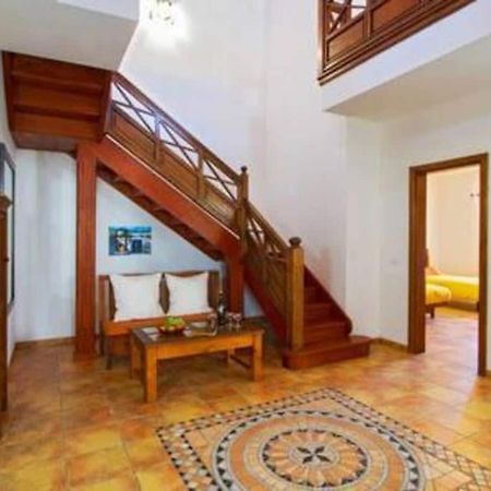 Casa Crisana Villa Haria Luaran gambar
