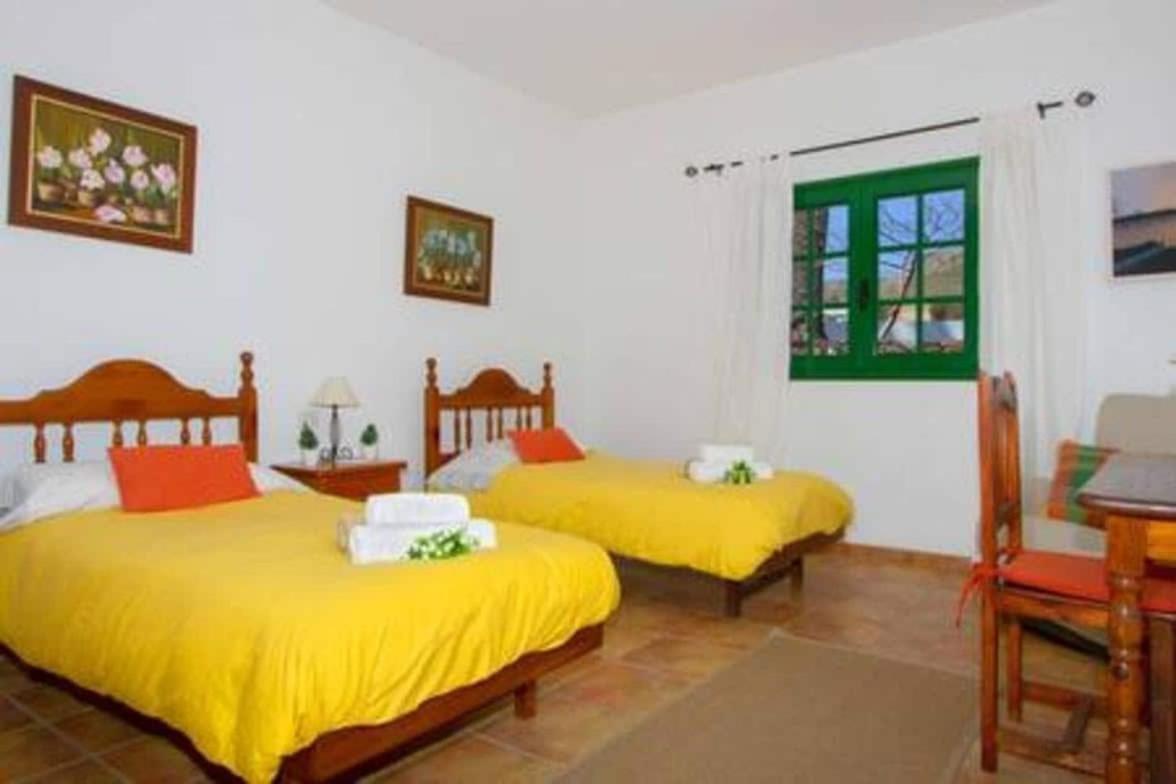 Casa Crisana Villa Haria Luaran gambar